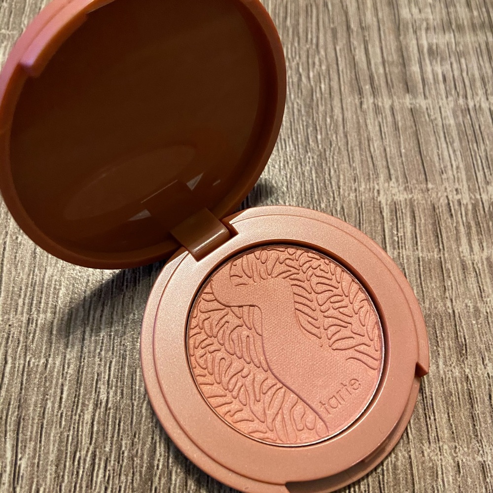 Tarte Amazonian Clay 12 Hour Blush. Color- Paaarty